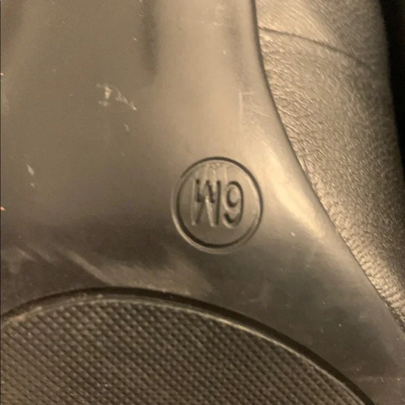 Nine West Black Pointed-Toe Heels - Picture 5 of 7